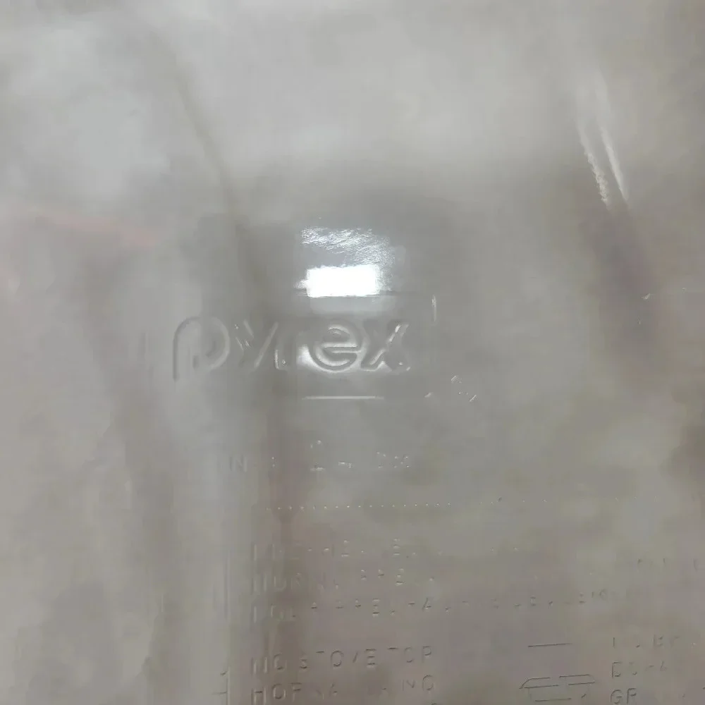 Pyrex pie tin